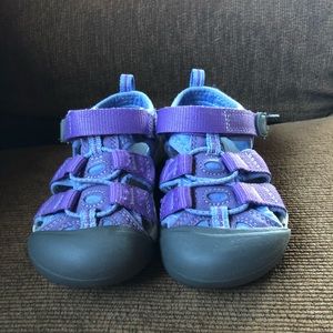 KEEN Newport H2 Toddler Size 6, gently used
